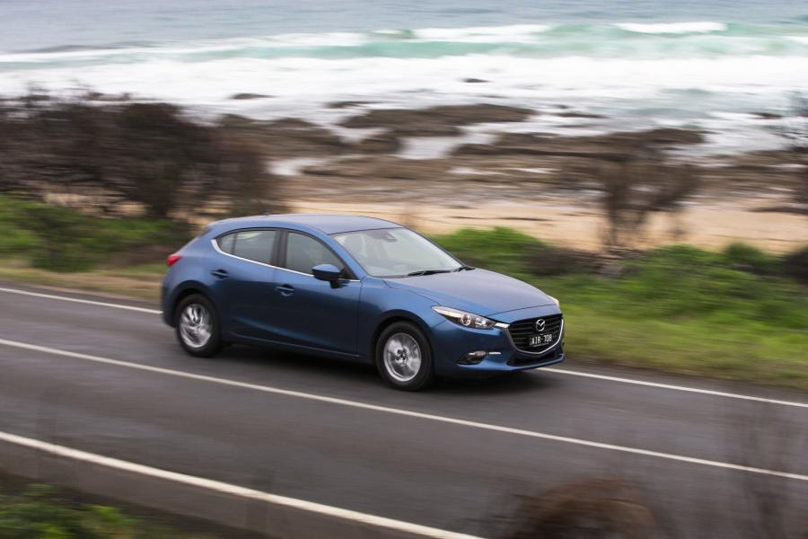  Mazda3 Maxx Hatchback 2016 года  (AU) (фото 11 из 22)